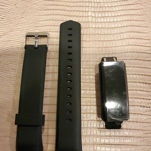 New Blk Bluetooth Smart Watch Plus Pedometer/HR/ Fitness/Finder/Messages & more.